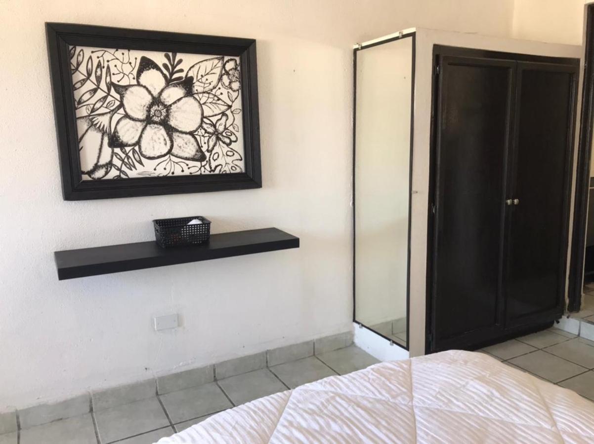 The Next Door Black And White Studio In Cabo Apartment Cabo San Lucas Exterior photo